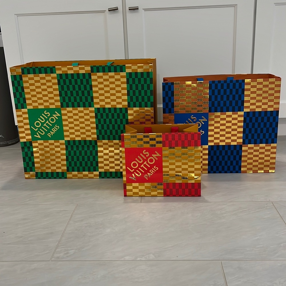 Louis Vuitton Shopping Bags from 2022